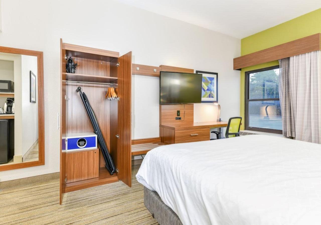 Holiday Inn Express Hotel & Suites Pigeon Forge, An Ihg Hotel Экстерьер фото