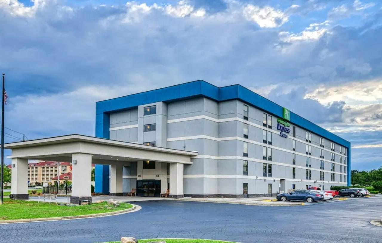 Holiday Inn Express Hotel & Suites Pigeon Forge By Ihg Экстерьер фото