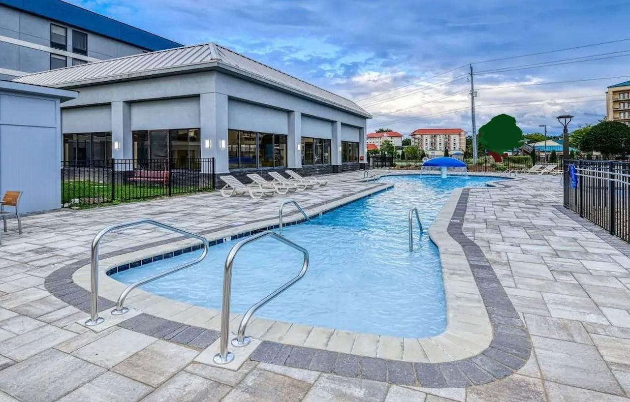 Holiday Inn Express Hotel & Suites Pigeon Forge By Ihg Экстерьер фото