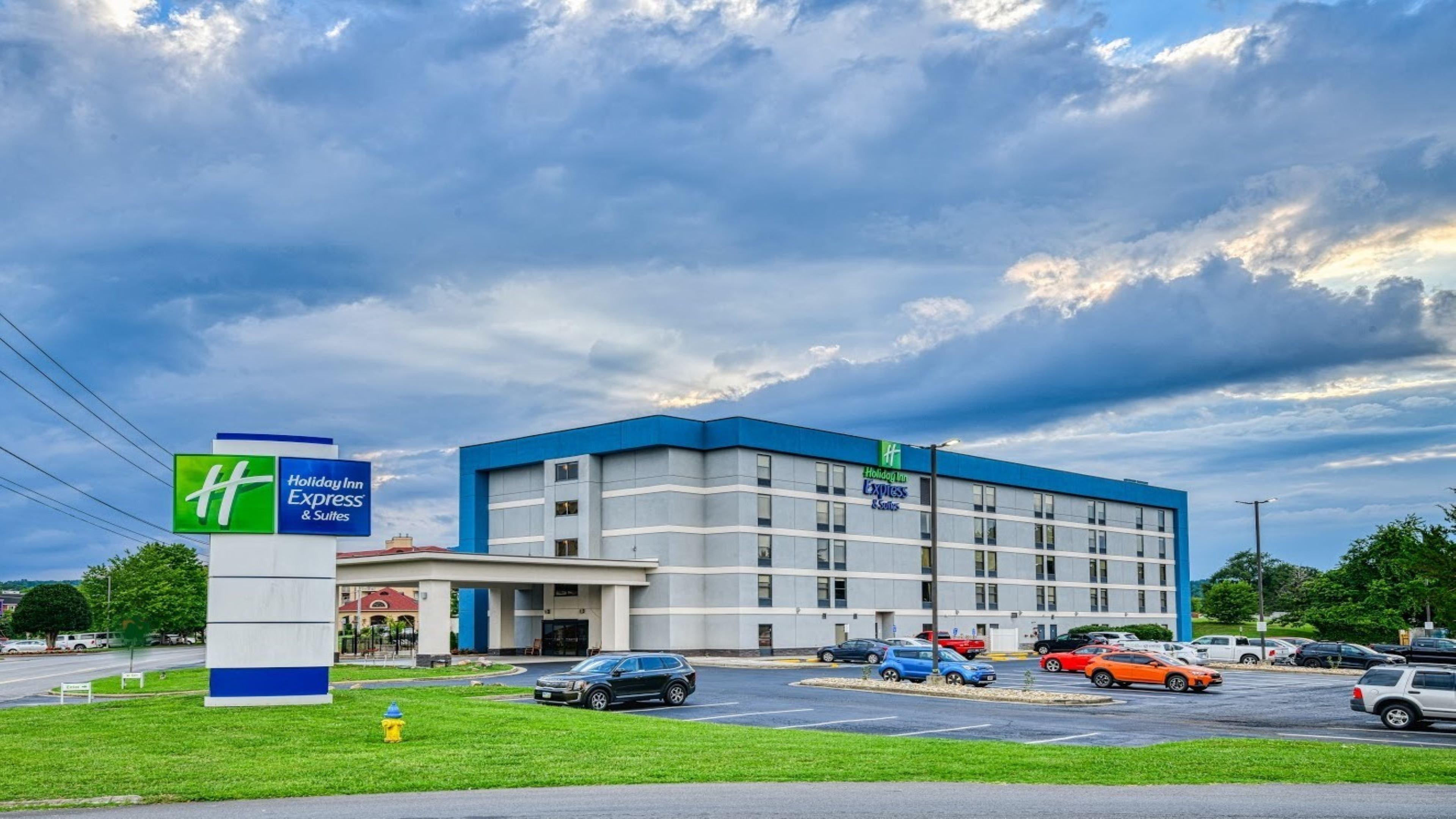 Holiday Inn Express Hotel & Suites Pigeon Forge By Ihg Экстерьер фото