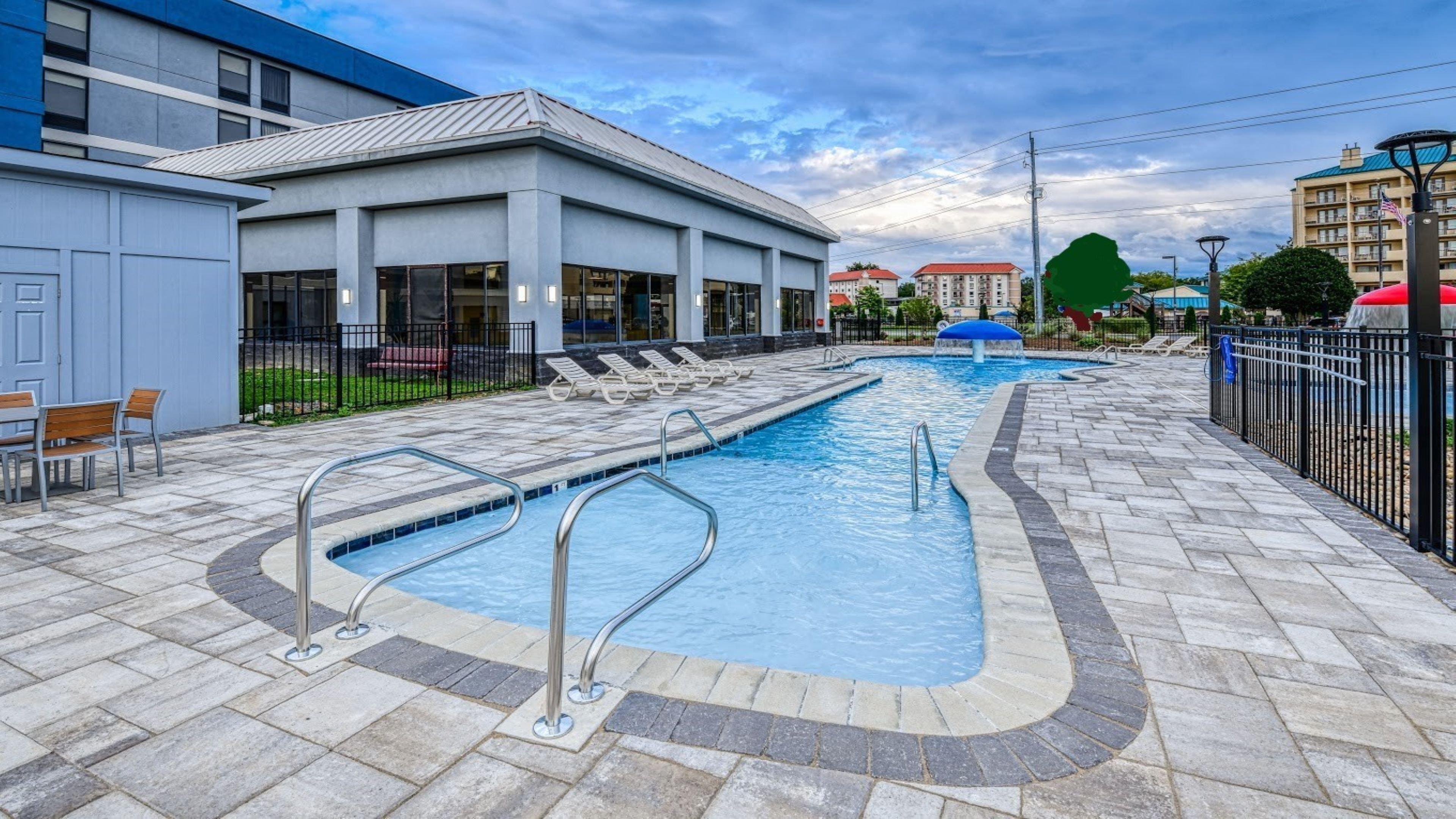 Holiday Inn Express Hotel & Suites Pigeon Forge, An Ihg Hotel Экстерьер фото